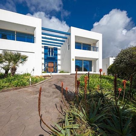 Villa ตาริฟา ภายนอก รูปภาพ